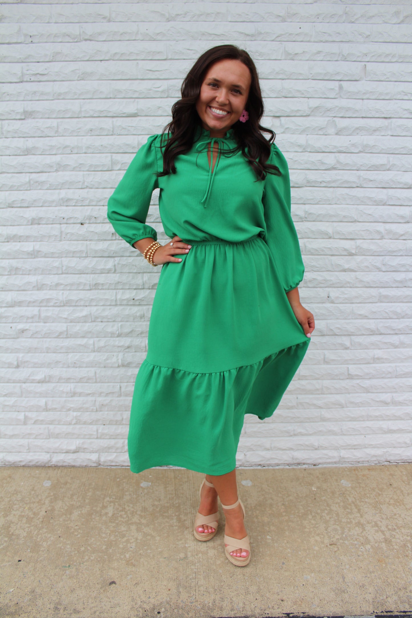 The Elizabeth Solid Green Midi Dress